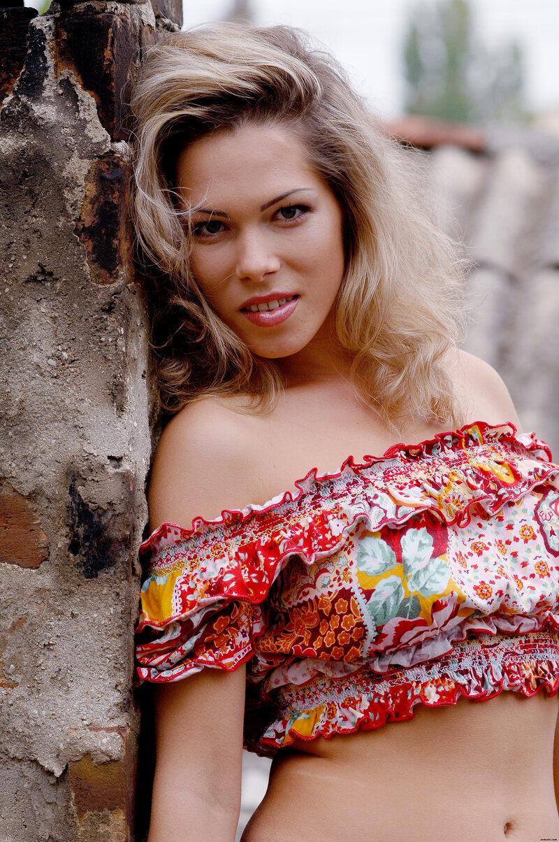 Ариночка, 19 лет, 0 размер груди